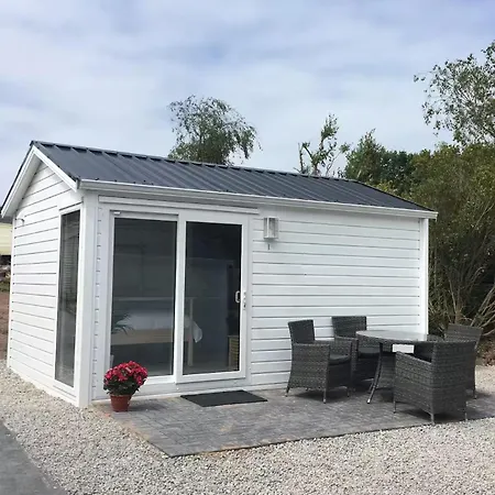 キャンプ場 Glamping ダンモア・イースト