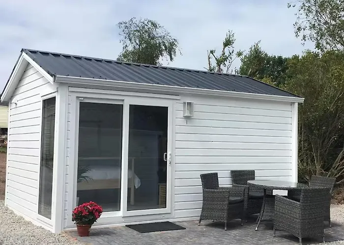 キャンプ場 Glamping ダンモア・イースト